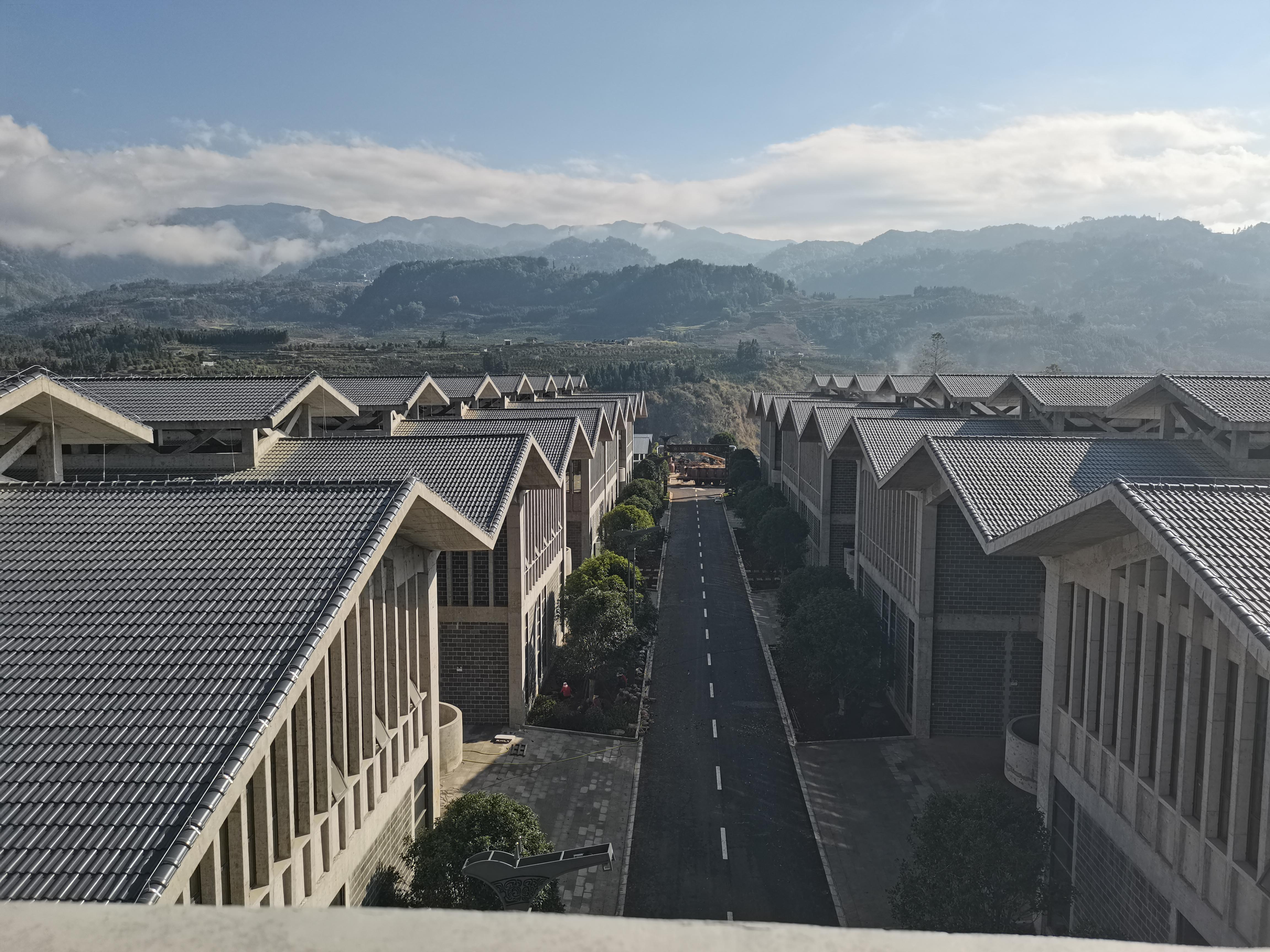 騰沖云叢酒業(yè)中高端白酒一體化項(xiàng)目